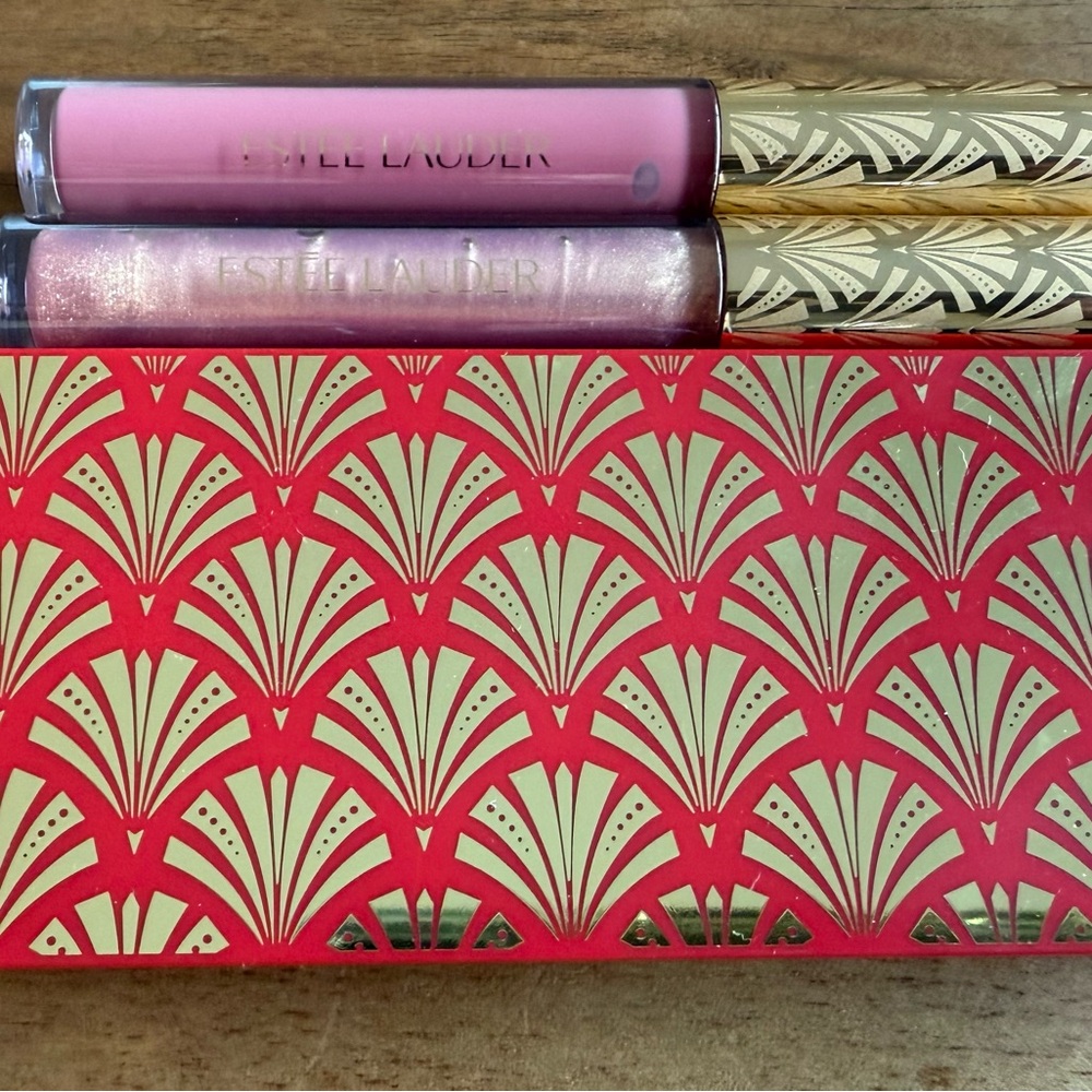 Estée Lauder 2024 Holiday Limited Edition makeup
